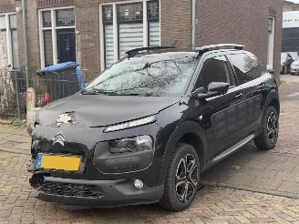 Voiture accidenté Citroën C4 cactus 1.2 PureTech One-Tone AUTOMAAT 2018/1