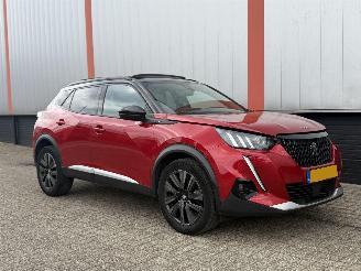 krockskadad bil auto Peugeot 2008 1.2 PureTech GT Pack NAP 2021/1