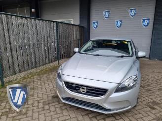 demontáž osobní automobily Volvo V-40 V40 (MV), Hatchback 5-drs, 2012 / 2019 1.6 D2 2015