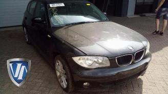 BMW 1-serie 1 serie (E87/87N), Hatchback 5-drs, 2003 / 2012 120i 16V picture 3