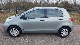 begagnad bil auto Toyota Yaris Net grote beurt. 2009/1