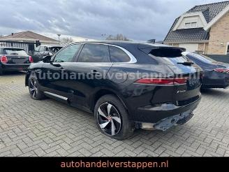 Jaguar F-Pace S P400e AWD Plug-In Hybrid picture 5