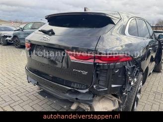 Jaguar F-Pace S P400e AWD Plug-In Hybrid picture 9